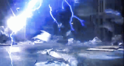 Tabasco666 - @mirage50: Kładka przy torach, godzina 5 rano.