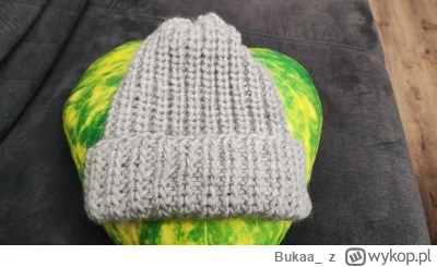 Bukaa_ - Pierwsza czapka na drutach do oceny. ( ͡º ͜ʖ͡º) Naszła mnie zajawka na począ...