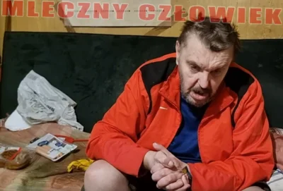 SzycheU - Obsrane łoże prezydenckie
#kononowicz #patostreamy