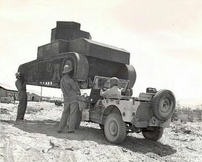 wfyokyga - Kiedyś dwóch chlopów wystarczyło by podnieść czołg. Teraz to nawet w 20 ni...