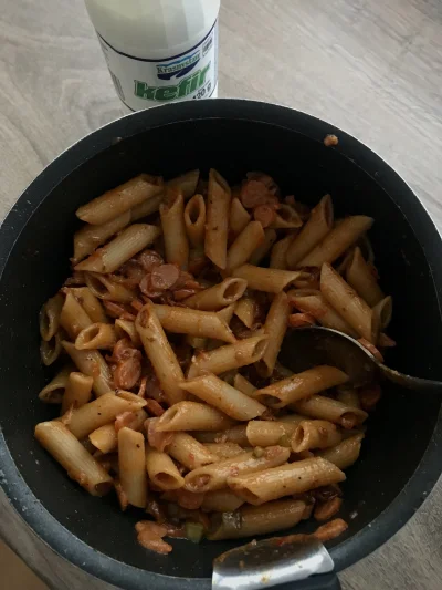 bartlomiej_rakowski - Śmietniczek boży śniadaniowy jakże zacny dla jego. Resztka klus...