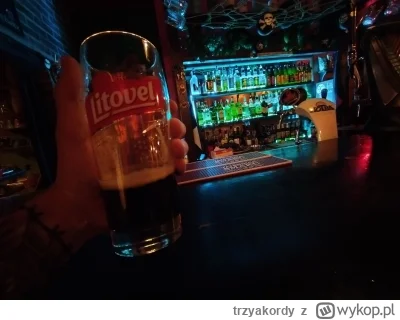 trzyakordy - najlepsze piwo to darmowe od brata barmana ( ͡° ʖ̯ ͡°)

#piwo #pilsnerbo...