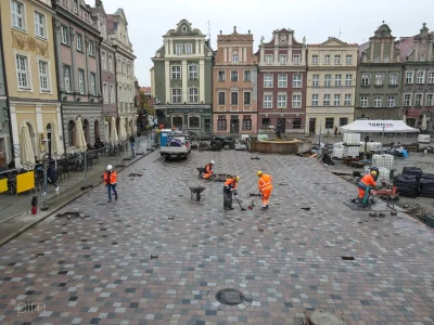 jmuhha - Wychodzi na to, że po remoncie będziemy mieli ładniejszy rynek niż Gdańsk cz...