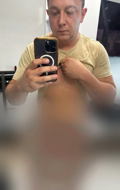 Papileo - Daniel już się chyba całkiem załamał i publikuje takie fotki :OO Jak ktoś c...