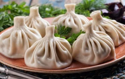 Anoniemamowy - Dawno temu na wycieczce szkolnej podszedł do mnie kierowca autobusu i ...