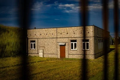 CalibraTeam - Wielka płyta to był genialny wręcz pomysł, składasz taki dom jak klocki...