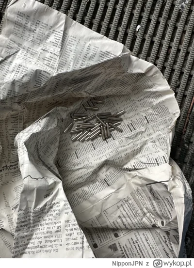 NipponJPN - Sprzątałem dzisiaj garaż, znalazłem coś takiego zawiniętego w starą szwaj...