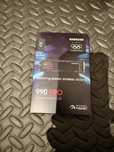 Kulfonix - Chuop kupił sobie nowy dysk do nowego gombudera, przyjaciele ༼ຈل͜ຈ༽
Będą i...