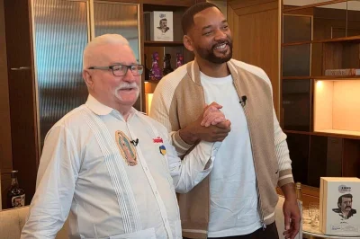 Didierluk - Pamiętacie jak Will Smith pisał do was na messengerze że potrzebuje kasy ...