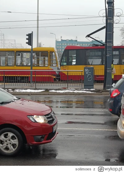 solimoes - Trzy tramwaje się stukneły na Kaliskiej. Retkinia odcięta #lodz #mpklodz #...