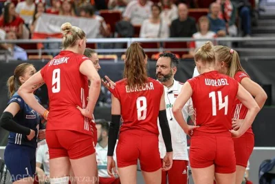 H.....s - @Pavulon12345: niekoniecznie, siatkarki często mają szczupłe nogi i ręce a ...