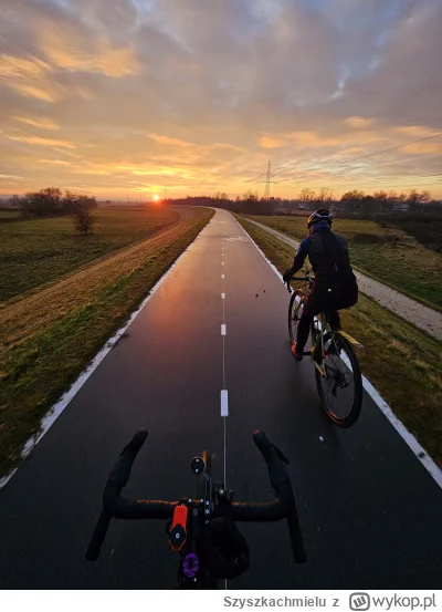 Szyszkachmielu - 648 695 + 53 + 9 + 8 + 8 + 8 + 7 + 8 = 648 796

Warto było ruszyć ty...