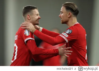michalxd21 - Nikt mnie tak nie irytuje jak te duo. 

Matty Cash- miał być nowy Piszcz...