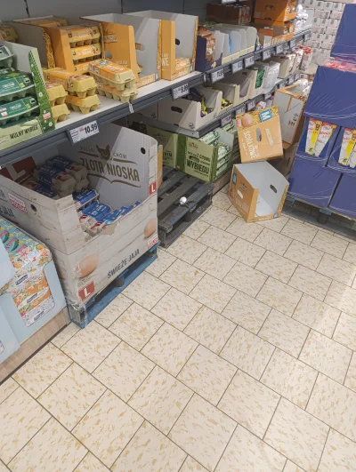 aa-aa - Bardzo proszę tak wygląda pobojowisko
Przed państwem uśmiechnięta Polska: