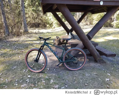 KsiadzMichal - Spierdotrip rowerowy w toku. 
#rower #spierdotrip #fajnojest