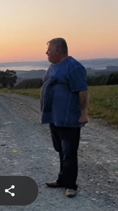 Tabasco666 - @piSSowiec39: A dziękuję, to ja zrobiłem tego screena z jego filmu. Pami...