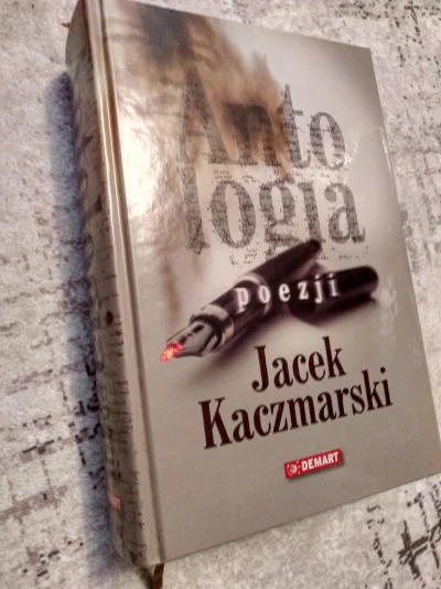 Marek_Tempe - >Niniejsza książka stanowi pierwsze pełne wydanie poezji Jacka Kaczmars...