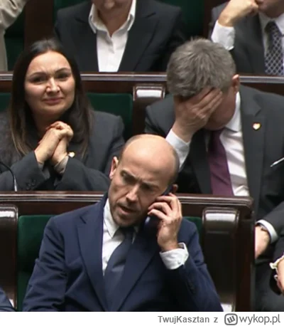 TwujKasztan - #sejm #bekazpisu #polityka
3 reakcje na żenującą wypowiedź kaczora xDDD...