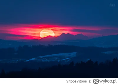 vitoosvitoos - Dzisiaj wieczorem sfotografowałem zachodzące słońce dokładnie za Sławk...
