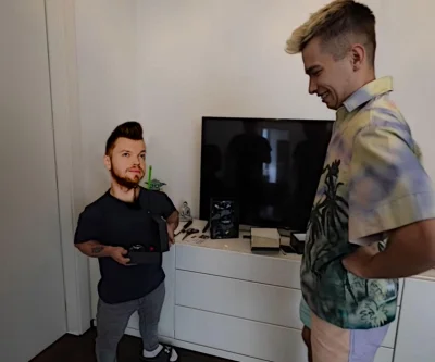 BadBoyIndygo - @gregory-coolick: Tak, dokładnie ten sam.