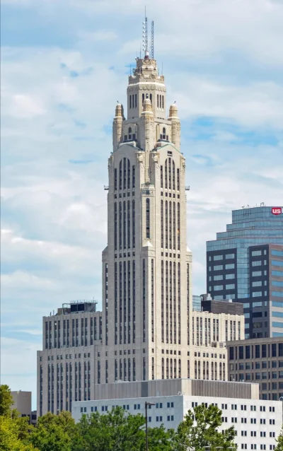 Loskamilos1 - Leveque Tower to 47-piętrowy wieżowiec zlokalizowany w amerykańskim mie...