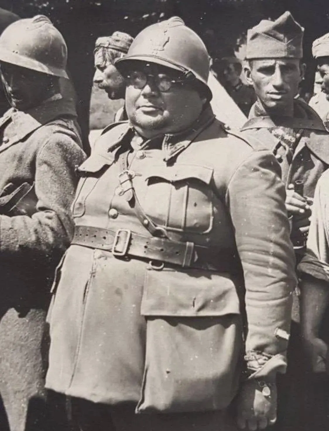 wfyokyga - Gdy zjadłeś cały granulat dla żołnierzy i udajesz niewiniątko