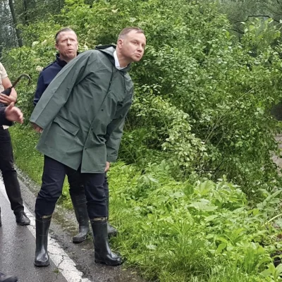 Gieekaa - @Tommy__: duda na ustawce.