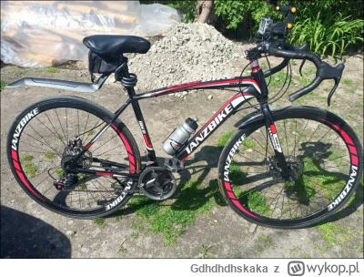 Gdhdhdhskaka - Mieli warto kupić taki rower na początek przygody z szosa? Osprzęt Shi...