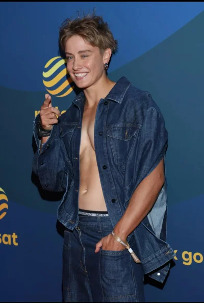 uefaman - #ladnapani #ladnadziewczyna #ladnabuzia #jeansboners