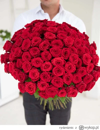 rydzniznic - Gdzie w #warszawa kupię ładny bukiet róż w przyzwoitej cenie, bądź róże ...