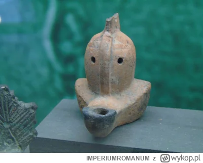 IMPERIUMROMANUM - Rzymska terakotowa lampa w kształcie hełmu gladiatora

Rzymska tera...