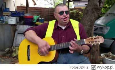 Fotos324 - #tinder 

Taki chad z gitara zawsze ma łatwiej xd