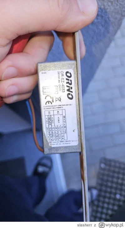 slasherr - #elektronika #domofon

Co zrobić jak mocno brzęczy zamek przy otwieraniu d...