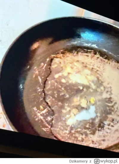 Dzikamery - #raportzpanstwasrodka  teflon z patelni u Zezola