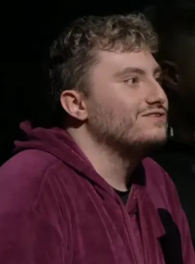 BezbronnyZydek - @Szychasekk: no beka z typa, daleko mu do wygladu koneserow dymow z ...