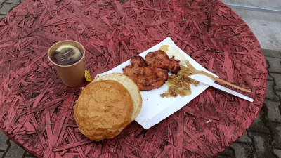 fafik_delta - #mecz #stadionowejedzenie Puszcza Niepołomice - Piast: karczek z grilla...