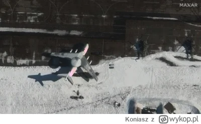 Koniasz - CIĘŻKO xD uszkodzony rosyjski AWACS A-50 na Białorusi. 

#ukraina