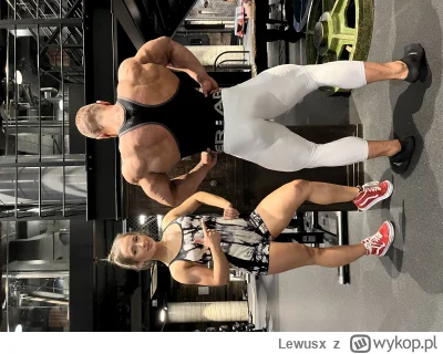 Lewusx - 4 dni do kolejnych zawodów Panowie, życzcie mi szczęścia. 

#silownia
#dieta...