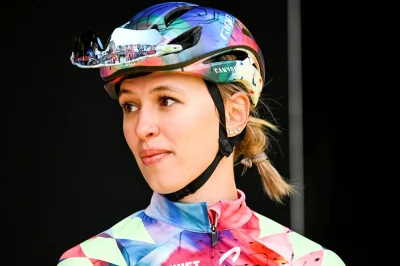 Otter - Kasiu a jak ci na nas chociasz troche zalezy to zacznij przyjezdzac na io w p...