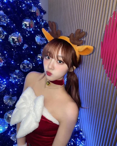 XKHYCCB2dX - #koreanka #chloe #cignature