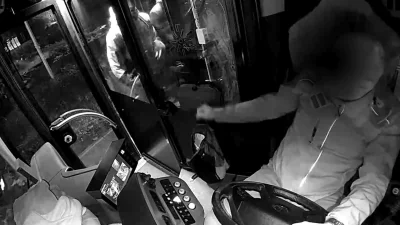 Rad-X - Nagranie z monitoringu.
MPK Wrocław już zrobiło dyscyplinarną pogadankę z kie...