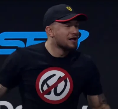 guavatape - > każdy na jego miejscu zaczął wysypać
@Schyzu: ten zawodnik mma w zyciu ...