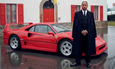 Pracujezdalniechyba - @BJXSTR: STRUJ I FASADA BUDYNKU PRZYPOMINAJONCA FERRARI? NIE MA...