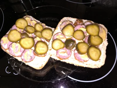 majkel_scofield - Śniadanie dla chuopa ( ͡° ͜ʖ ͡°)
#przegryw