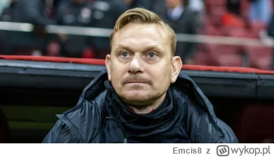 Emcis8 - Probierz odebrał opaske Lewemu po konsultacji ze sztabem. Na pewno pyton i k...