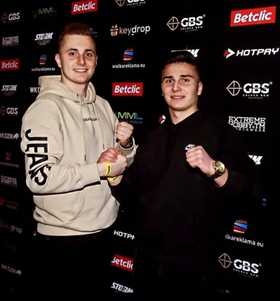 veve77 - #famemma

Brat brata w dupe harata