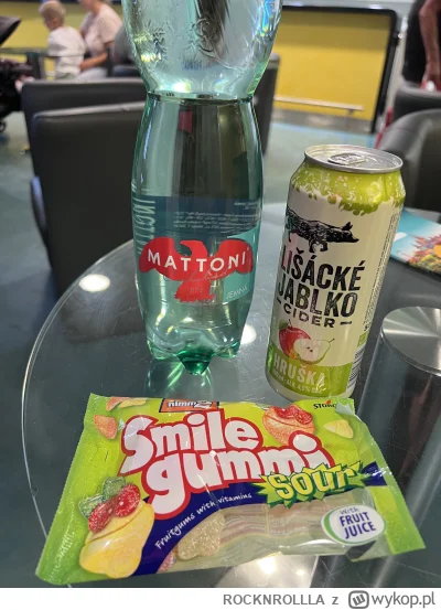 ROCKNROLLLA - Siedze sobie na dworcu w Czechach w Pradze i czekając na pociąg zrobiłe...