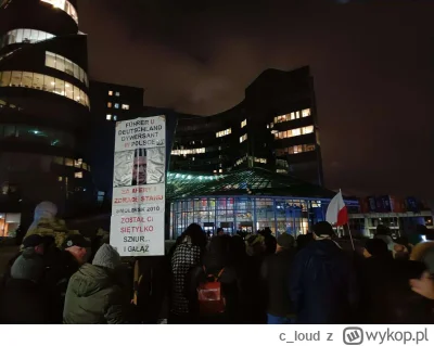 c_loud - Przeszedłem się na ten protest pod siedzibą #tvpis celem zobaczenia historii...