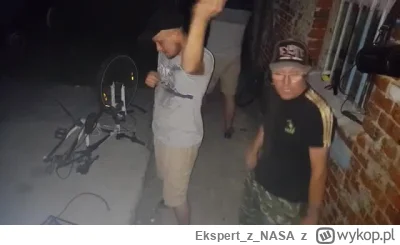 EkspertzNASA - Czemu ten przygłup nie weźmie Łobody, żeby siedział i prowadził mu str...