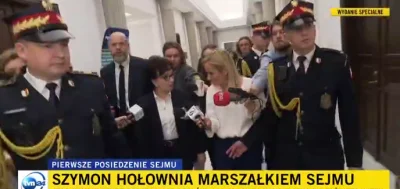 LukaszN - Dialog dziennikarki sejmowej z Witek:

-chciałam zapytać, jak się pani czuj...